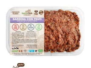 Naturcanin Sardina y Pavo